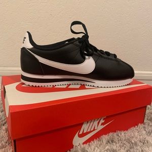 nike cortez